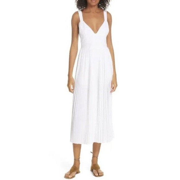 Vince. NEW Pleated Jumpsuit In Optic White V-Neck Sleeveless Size 8  $395.00 - Picture 7 of 16